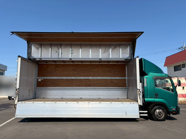 いすゞフォワードアルミウイング中型（4t）[写真10]