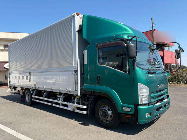 いすゞフォワードアルミウイング中型（4t）[写真03]