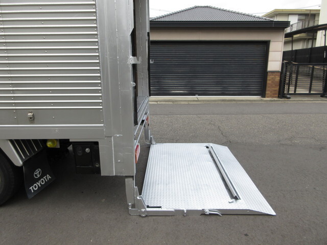 トヨタその他の車種アルミバン小型（2t・3t）[写真12]