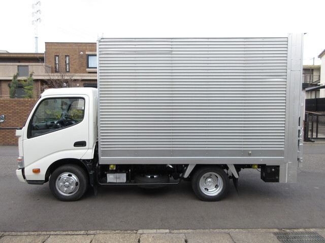 トヨタその他の車種アルミバン小型（2t・3t）[写真05]