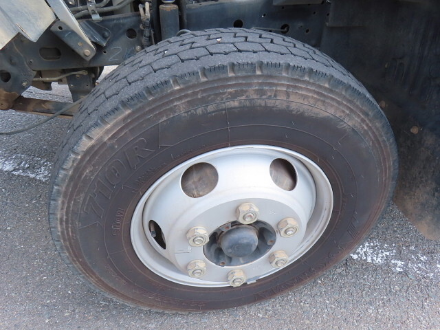 日野レンジャーダンプ中型（4t）[写真13]