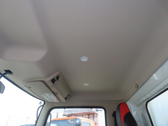 日野レンジャーダンプ中型（4t）[写真21]