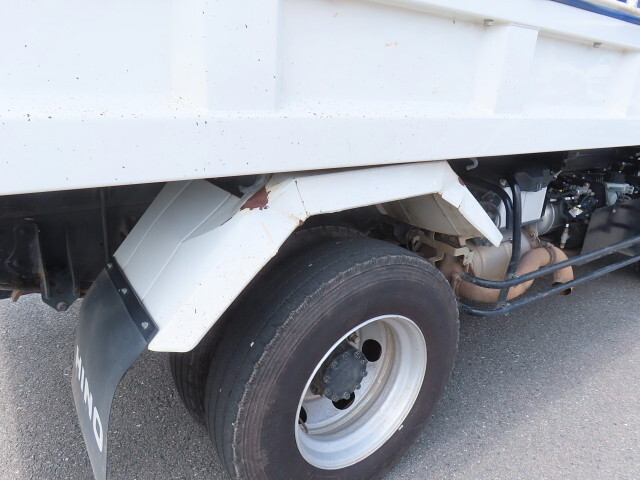 日野レンジャーダンプ中型（4t）[写真31]