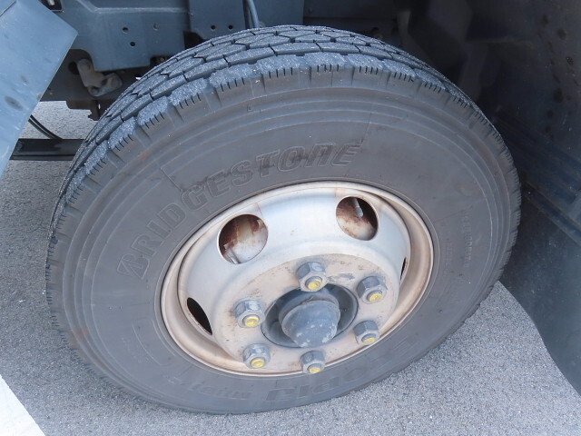 いすゞフォワードアルミウイング中型（4t）[写真16]