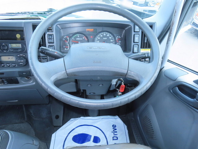 いすゞフォワードアルミウイング中型（4t）[写真22]