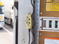 いすゞフォワードアルミウイング中型（4t）[写真33]