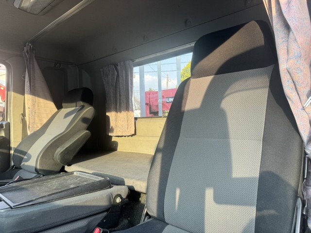 日野レンジャークレーン付中型（4t）[写真28]