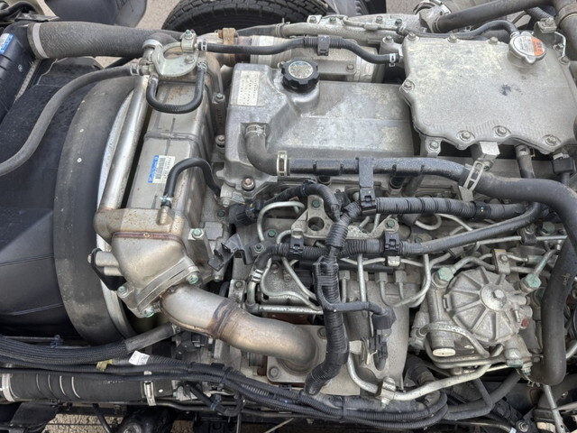 日野レンジャークレーン付中型（4t）[写真37]