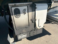 いすゞエルフ冷凍車（冷蔵車）小型（2t・3t）[写真28]