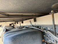 いすゞエルフ冷凍車（冷蔵車）小型（2t・3t）[写真29]