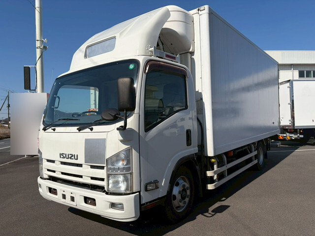 いすゞエルフ冷凍車（冷蔵車）小型（2t・3t）[写真03]