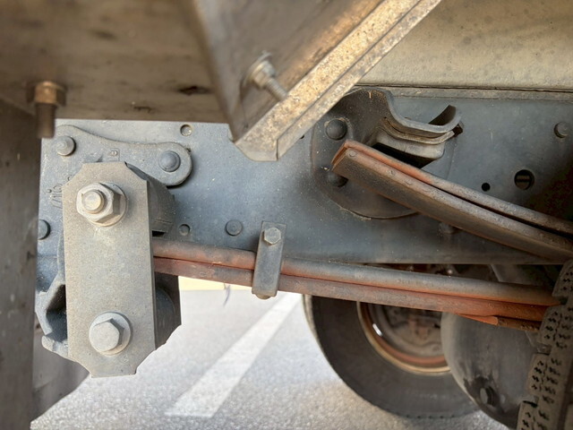 いすゞエルフ冷凍車（冷蔵車）小型（2t・3t）[写真31]