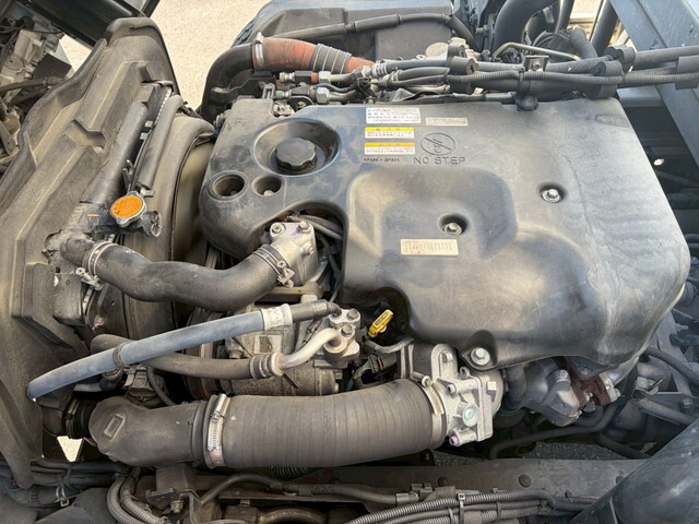 いすゞエルフ冷凍車（冷蔵車）小型（2t・3t）[写真32]