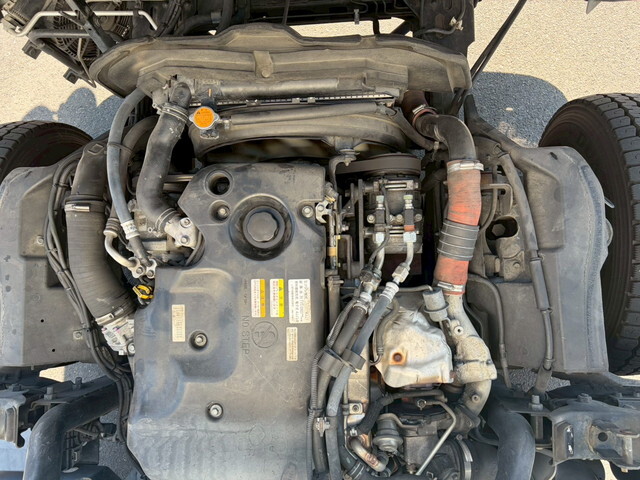 いすゞエルフ冷凍車（冷蔵車）小型（2t・3t）[写真34]