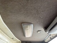 いすゞエルフ冷凍車（冷蔵車）小型（2t・3t）[写真37]