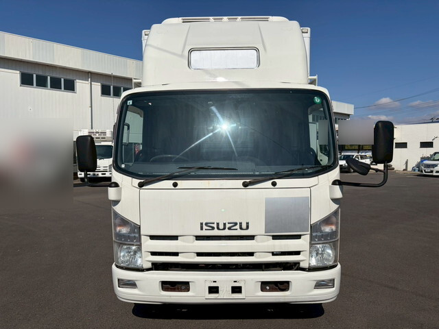 いすゞエルフ冷凍車（冷蔵車）小型（2t・3t）[写真06]