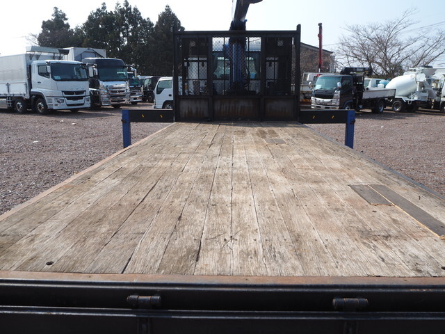 いすゞフォワードクレーン6段増トン（6t・8t）[写真20]