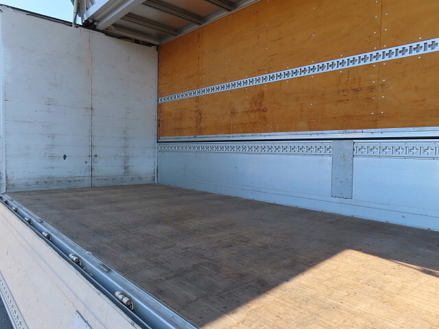 日野レンジャーアルミウイング増トン（6t・8t）[写真27]