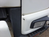 いすゞフォワードアルミウイング中型（4t）[写真41]