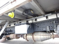 いすゞフォワードアルミウイング中型（4t）[写真09]