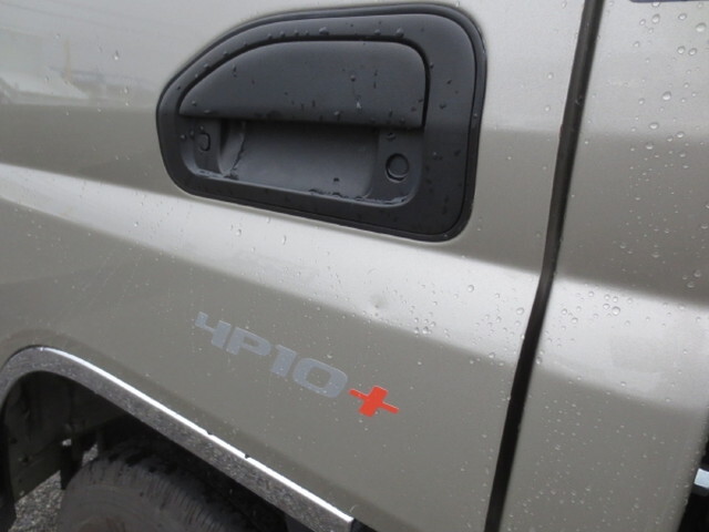 三菱ふそうキャンター平ボディ小型（2t・3t）[写真15]