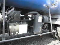 いすゞエルフバキュームカー小型（2t・3t）[写真13]