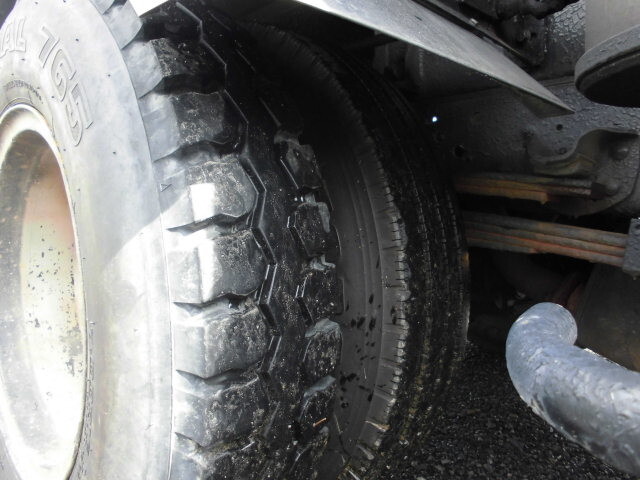 いすゞエルフバキュームカー小型（2t・3t）[写真20]