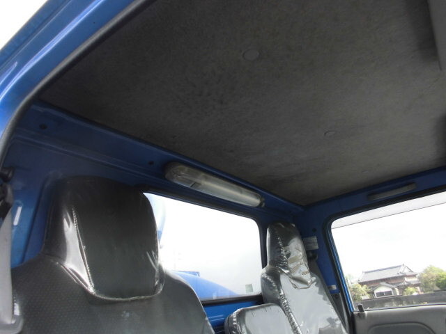 いすゞエルフバキュームカー小型（2t・3t）[写真27]