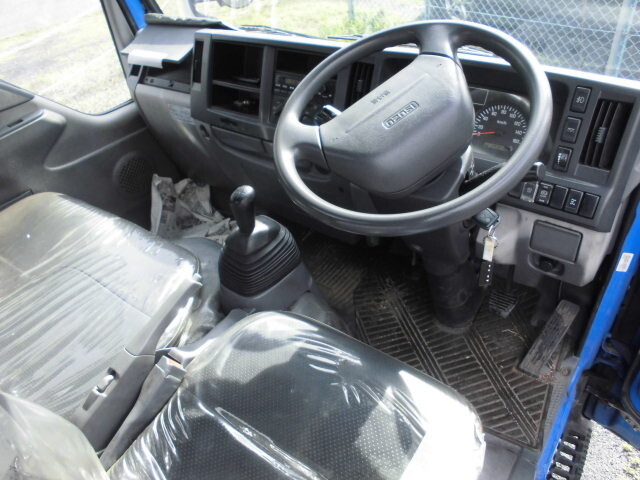 いすゞエルフバキュームカー小型（2t・3t）[写真28]