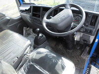 いすゞエルフバキュームカー小型（2t・3t）[写真29]