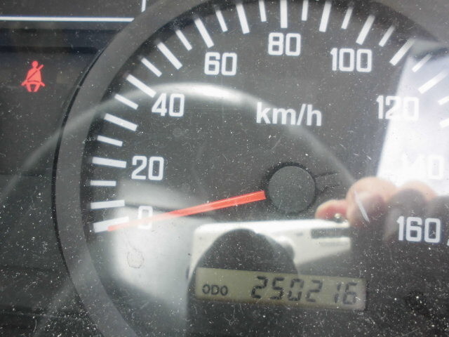 いすゞエルフバキュームカー小型（2t・3t）[写真30]