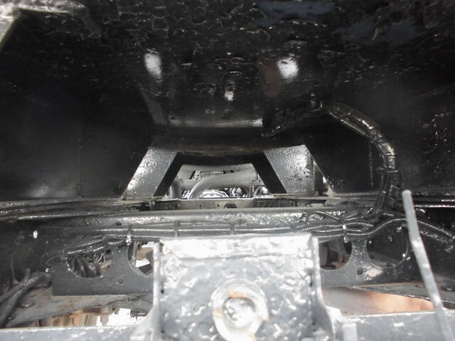 いすゞエルフバキュームカー小型（2t・3t）[写真07]