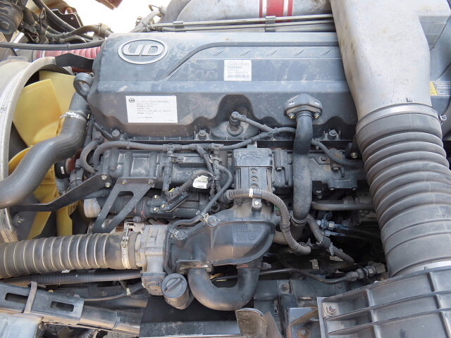 UDトラックスクオンアルミウイング大型（10t）[写真16]