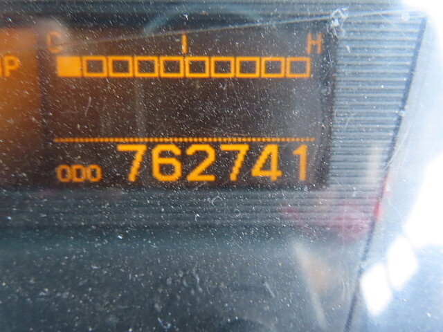 UDトラックスクオンアルミウイング大型（10t）[写真38]