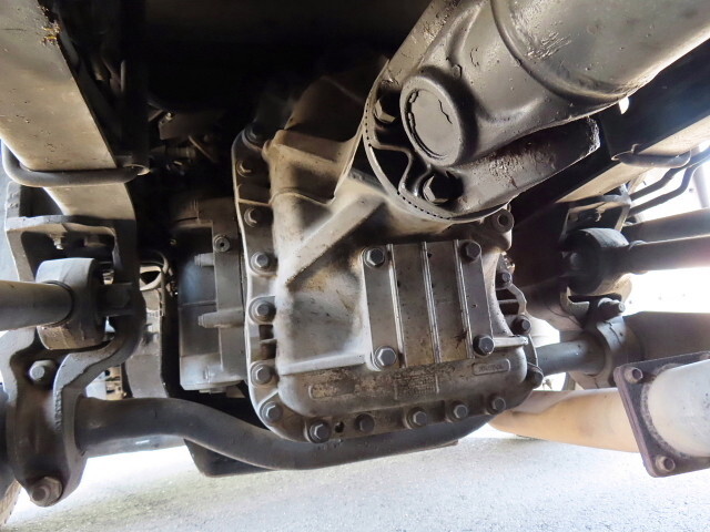 UDトラックスクオンアルミウイング大型（10t）[写真08]