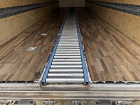 日野プロフィアアルミバン大型（10t）[写真12]