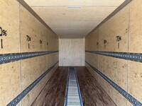 日野プロフィアアルミバン大型（10t）[写真13]