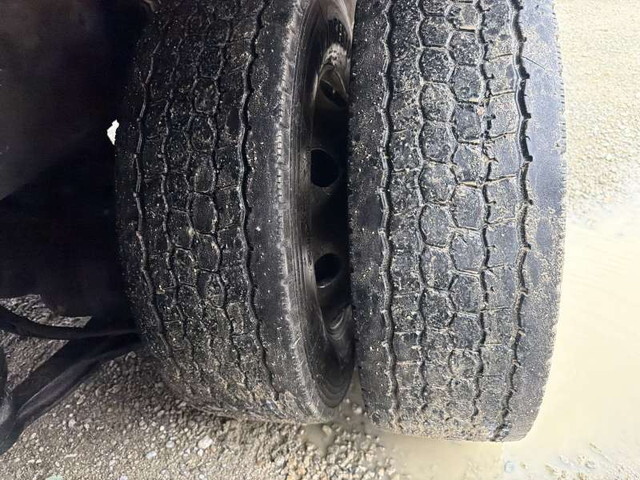 日野プロフィアアルミバン大型（10t）[写真22]