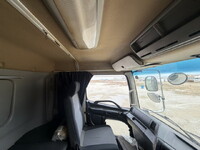 日野プロフィアアルミバン大型（10t）[写真40]