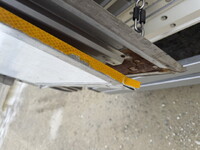 日野プロフィアアルミバン大型（10t）[写真08]