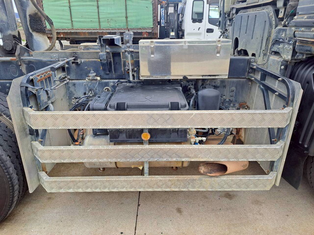 三菱ふそうスーパーグレート深ダンプ（土砂禁ダンプ）大型（10t）[写真20]