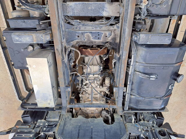 三菱ふそうスーパーグレート深ダンプ（土砂禁ダンプ）大型（10t）[写真25]