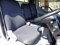 トヨタトヨエース平ボディ小型（2t・3t）[写真32]