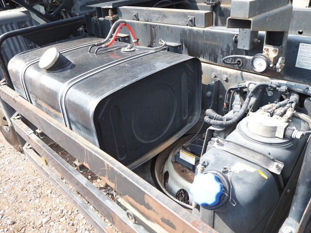 日野プロフィアダンプ大型（10t）[写真27]