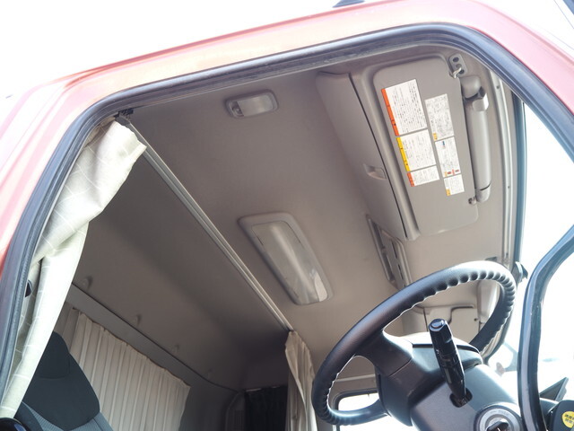 日野プロフィアダンプ大型（10t）[写真33]