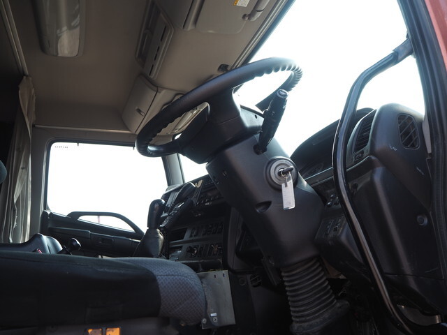 日野プロフィアダンプ大型（10t）[写真34]