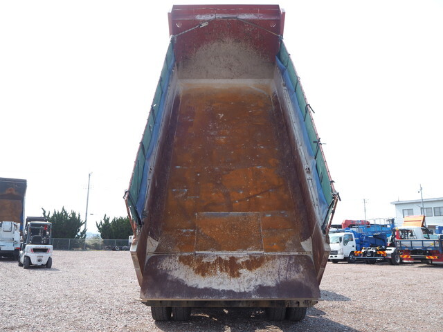 日野プロフィアダンプ大型（10t）[写真09]