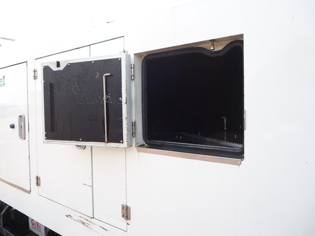 三菱ふそうキャンター高圧洗浄車小型（2t・3t）[写真23]