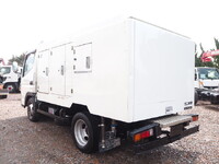 三菱ふそうキャンター高圧洗浄車小型（2t・3t）[写真02]