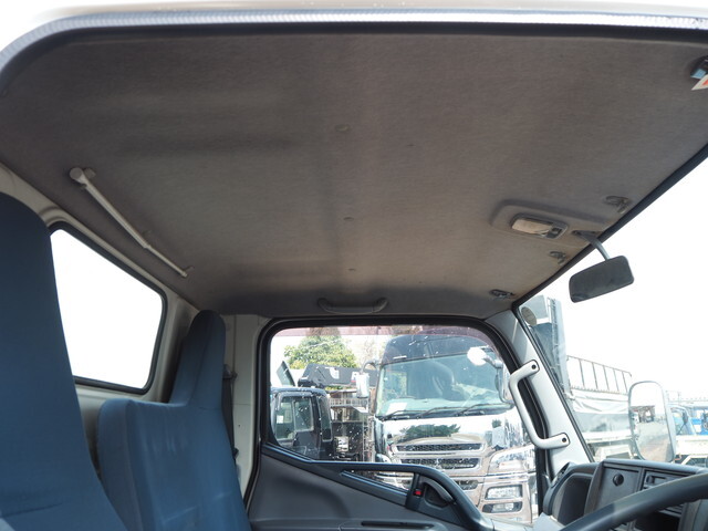 三菱ふそうキャンター高圧洗浄車小型（2t・3t）[写真34]